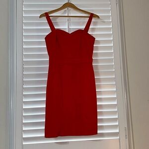 H&M red sweetheart dress with detachable straps Size 8. No stretch back zipper.